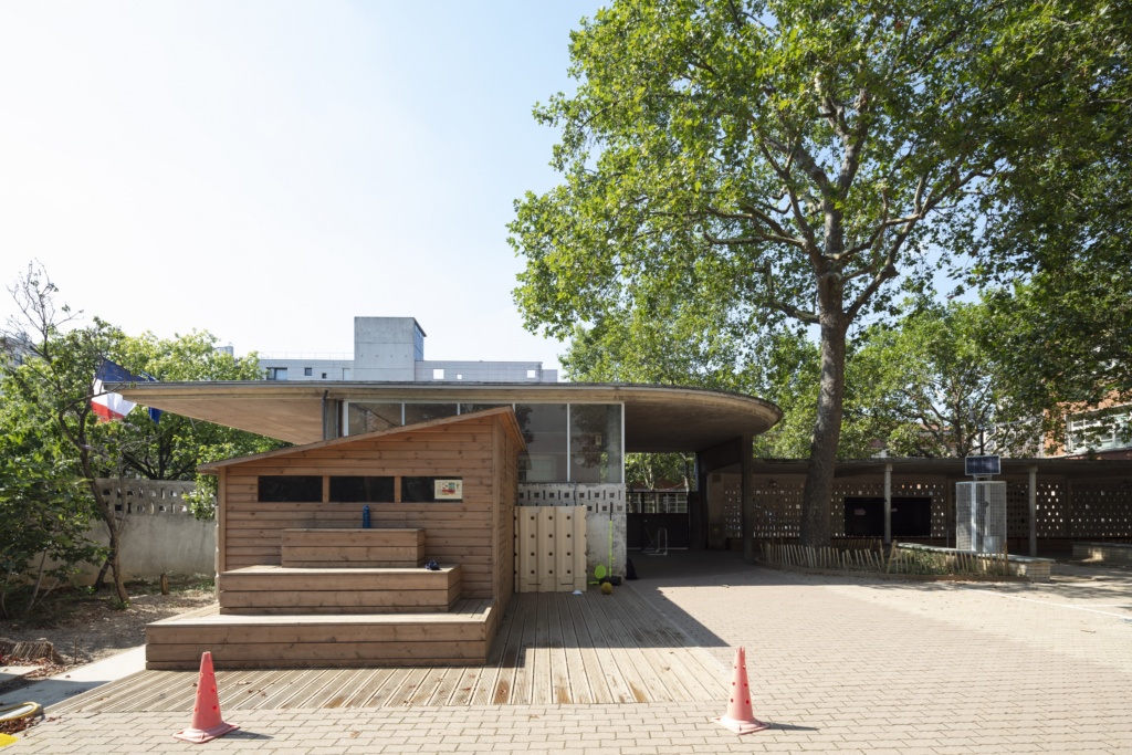 Cour de l'école Jeanne d'Arc