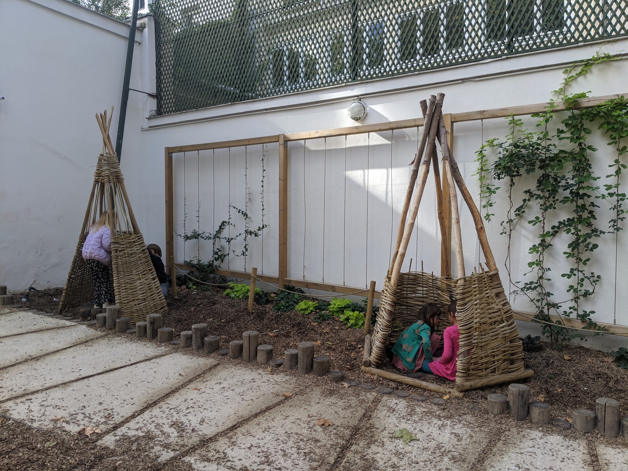 Tipis en osier tressé