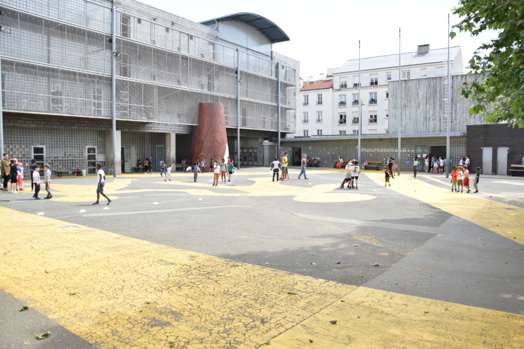 Photographie de la cour avant les travaux