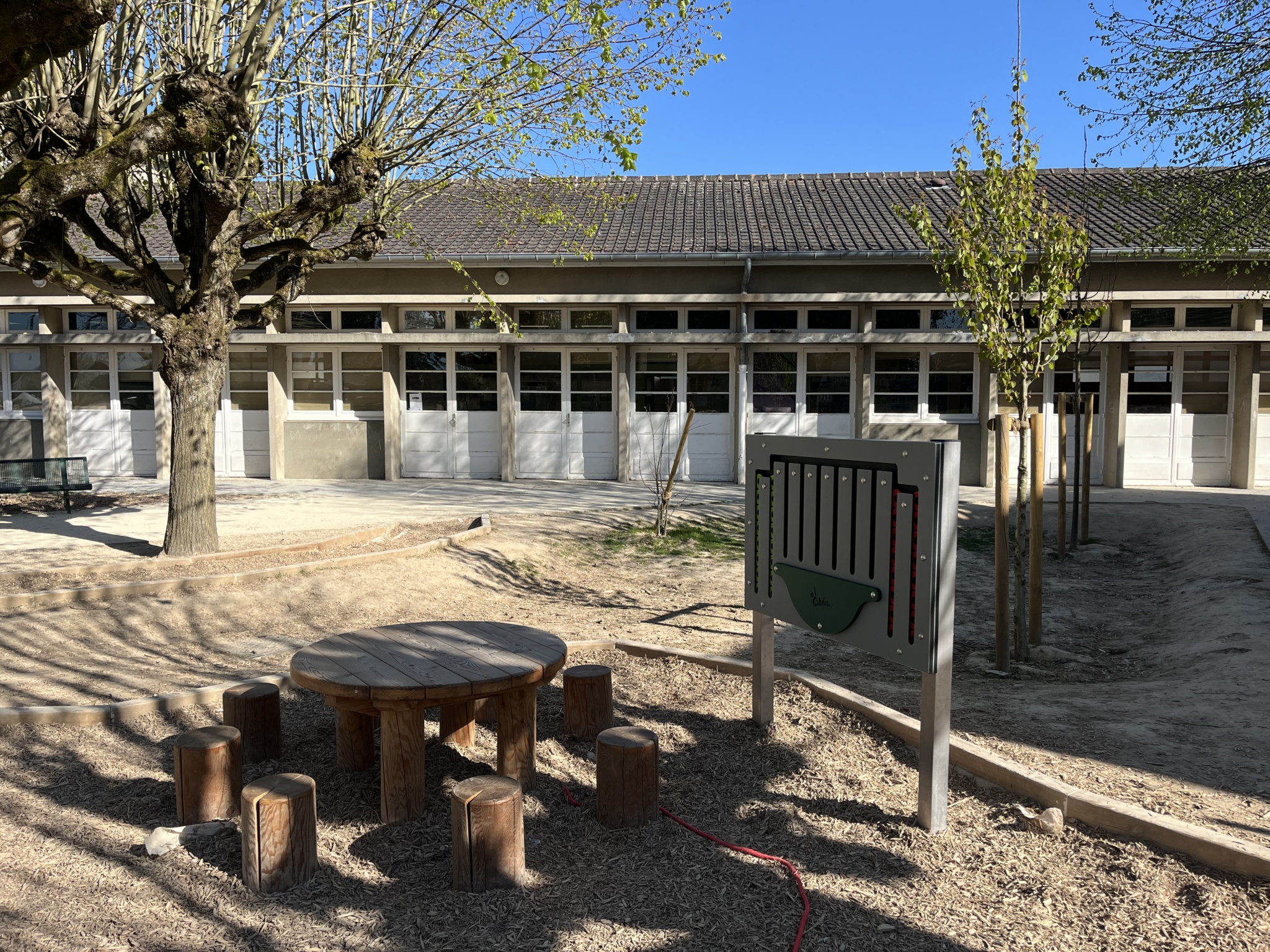 Plateau supérieur de la cour